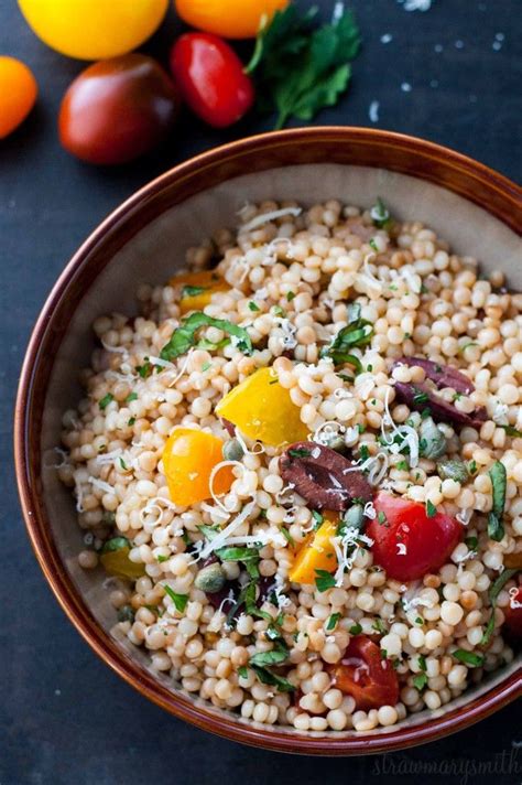 Avec un filet de vinaigre balsamique (pas besoin. Mediterranean Israeli Couscous Salad - StrawmarySmith ...