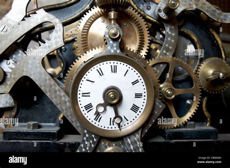 Antique Clocks Hi Res Stock Photography And Images Alamy