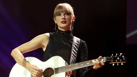 Taylor Swifts Tour Presale Breaks Ticketmaster
