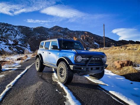 Best Off Road Suv Does The 2022 Ford Bronco Defeat The 2022 Land Rover
