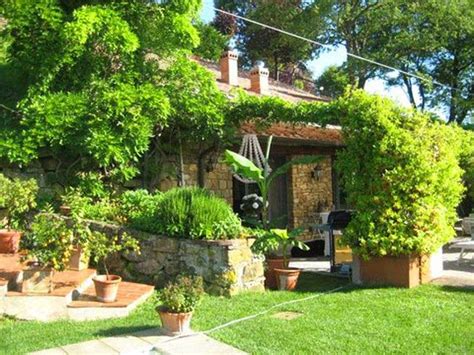 Homeblogdesign.com is your resource of get reference about home design, home decor, home furniture, home, office, office furniture, decorating ideas, interior design, garden. Italian Villa Garden Style • Globerove.com