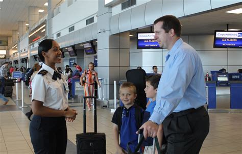 Panamanian government have approved two new visas this year to provide permanent residency to foreigners with either economic interest or. Migración Panamá on Twitter: "Los Inspectores migratorios ...