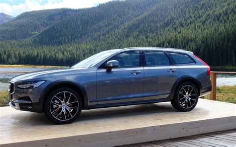 Gray 2018 volvo v90 cross country t5 awd automatic with geartronic 2.0l i4 16v turbocharged volvo certified, remainder of factory warranty, one owner, clean car fax.no accidents!. Volvo V90 Cc Denim Blue - Volvo V90 Review