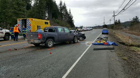 Two Dead Two Injured In Hwy 101 Crash Involving Osp Troopers Pickup