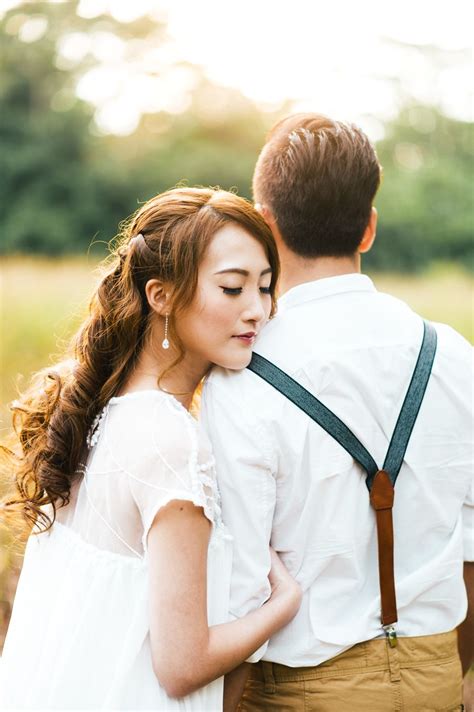 Couple Poses Pre Wedding Photoshoot Singapore Engagement Photography