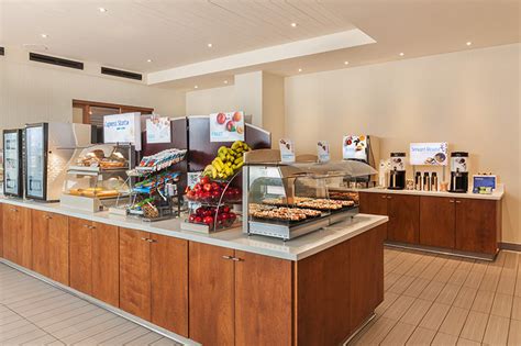 Открыть страницу «holiday inn express» на facebook. Holiday Inn Express | San Francisco Hotels | Freedom ...