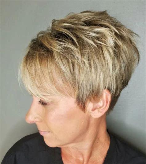 Short Pixie Haircuts For Older Women Over 60 2021 Update