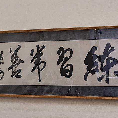 松商学園高等学校 様 松商学園高等学校様は明治31年（1898年）の開学以来、本年創立123年を迎え、長野県では有数の伝統校です。 『スマート配信』を導入され、緊急時の連絡だけでなく、 生徒や保護者への連絡手段としても有効にご活用いただいています。 松商学園高等学校硬式野球部 - 【硬式野球部屋内練習場】 #松商 ...