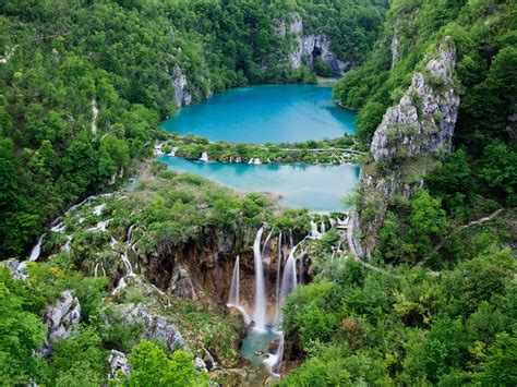 Croatias Plitvice Lakes National Park Is Being Ruined By Selfie