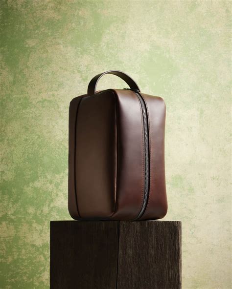 Shinola Mens Navigator Leather Zip Travel Kit Bag Neiman Marcus