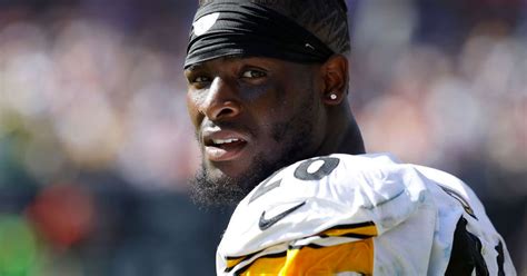 Pittsburgh Steelers Totally Take Le'Veon Bell's Name Off Their Depth Chart