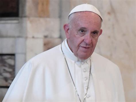 Pope Francis Says Women Will Never Become Priests News Com Au