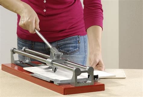 Beim bohren von löchern in fliesen können fehler passieren. Löcher in Fliesen bohren | DIY Academy