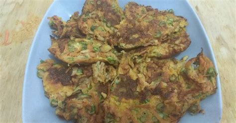 Selain untuk kesehatan kulit, kandungan folat, magnesium, vitamin a, vitamin k, protein dan masih salah satu makanan yang bisa diaplikasikan dengan bayam yaitu omelet sosis bayam. 623 resep omelet sayur enak dan sederhana - Cookpad