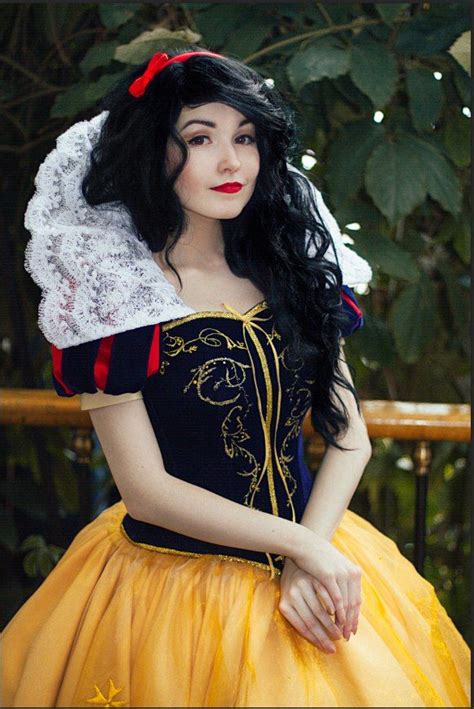 Snow White Disney Cosplay Cosplay Outfits Snow White Cosplay