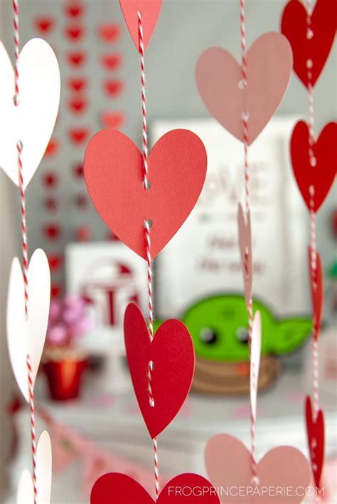 Easy Valentine Craft Paper Heart Garland With Cricut Easy