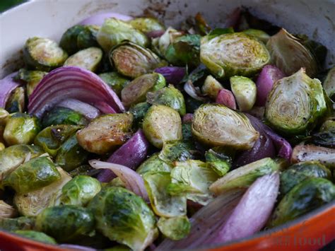 2 to 3 cups brussels sprouts · 3 tablespoons balsamic vinegar · 1 dash coarse sea salt, or kosher salt · freshly ground black pepper, to taste · 3 . Roasted Brussels Sprouts & Red Onions with Balsamic ...