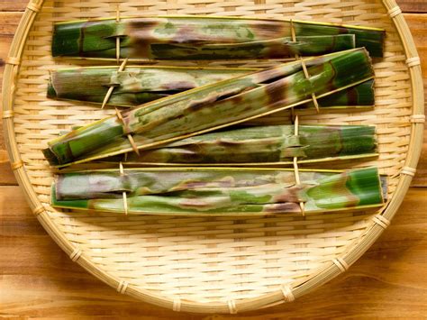 Banana boat lasts as long as the fun does! Otak Otak | Resep (Dengan gambar) | Masakan, Makanan, Otak