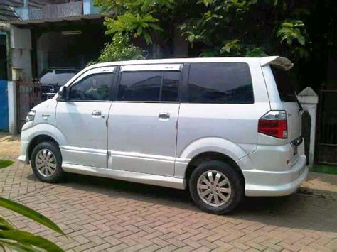 Apalagi jika kamu pecinta aliran modifikasi stance. Dunia Modifikasi: Galeri Modifikasi Mobil Suzuki APV Terbaru