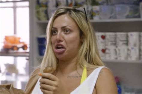 Holly Hagan Simulates Sex Act In Five Star Hotel Its For Good Luck