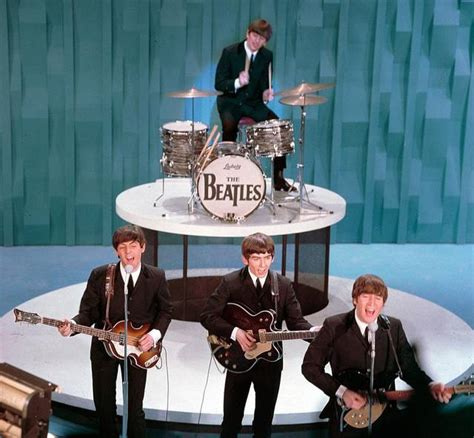 Ringo Starrs Drum Kit Sells For Record Million At Auction