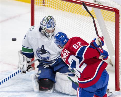 Canadiens Stop Canucks 4 Game Win Streak With 6 2 Victory Ap News