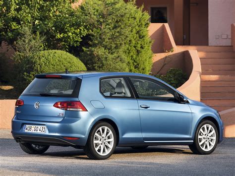 Volkswagen Golf Vii 3 Doors Specs And Photos 2012 2013 2014 2015