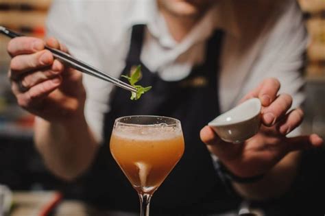 Or, if you are feeling adventurous, ask the bartender to make you something from head over to santa monica to enjoy this subdued lounge with its bare brick walls and antique lighting features. Clique Bar and Lounge: What is Tableside Mixology ...