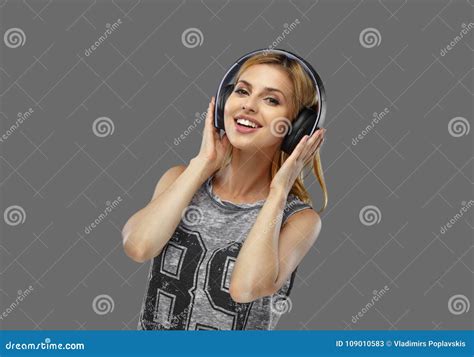 Portrait Of Blond Female In Earphones Stock Image Image Of Joyful