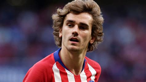 Profile page for france football player antoine griezmann (attacking midfielder). Transfer News: Griezmann reveals why he changed his mind ...