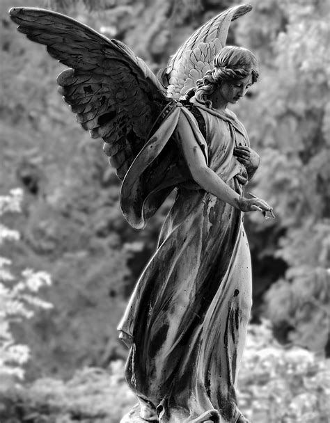 What Are Guardian Angels The Catholic View A Nation Of Moms