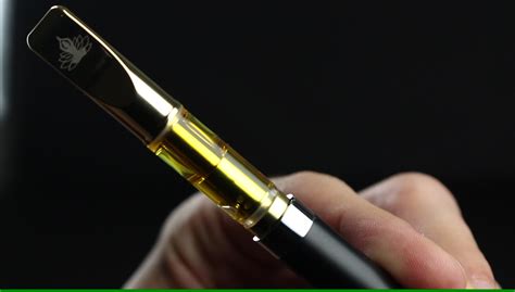 2017 Vape Pen For Cannabis Oil Cartridge Green Pen Co2 Cannabis Oil