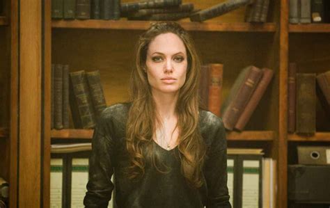 Лучшие фильмы с Анджелиной Джоли