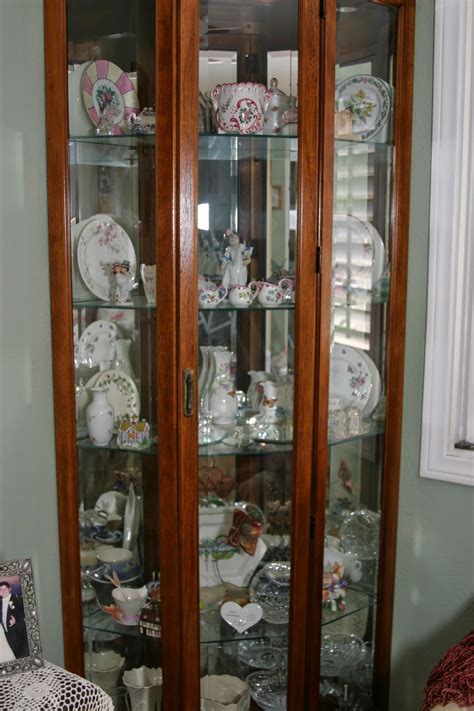 We have it in our dining room, and it is a beautiful corner cabinet. Corner Dining Room Hutch Storage Ideas - HomesFeed