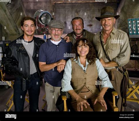 Steven Spielberg Shia Labeouf Hi Res Stock Photography And Images Alamy
