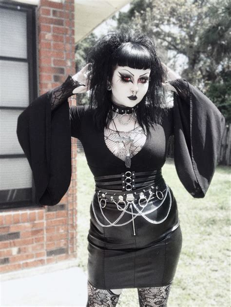 Pin By Courtney Evelyn On Outfit Inspo Goth Fashion Goth Outfits