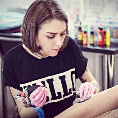Sasha Unisex Tattoo Artist The Vandallist