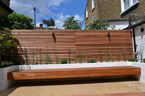 How to build a floating garden bench. Uncategorized | London Garden Design | Gartendesign ideen ...