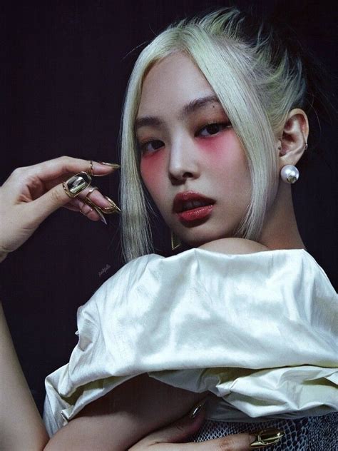 Blackpink official youtube channel 블랙핑크 공식 유튜브 채널입니다. BLACKPINK-Jennie "How You Like That" photobook scan ...