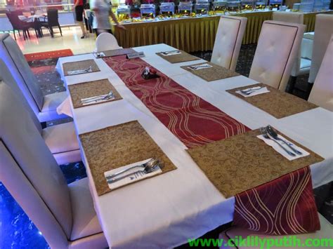 Opens in 15 min : CikLilyPutih The Lifestyle Blogger: Buka Puasa Di CHAKRI ...