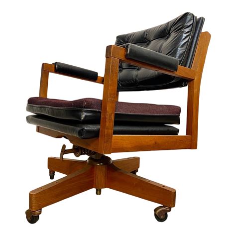 Eck Adams Danish Mid Century Modern Executive Desk Chair 8834?aspect=fit&height=1600&width=1600