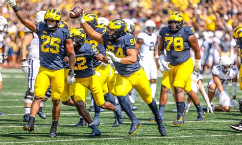 Michigan football WR Roman Wilson switches to No. 1 jersey