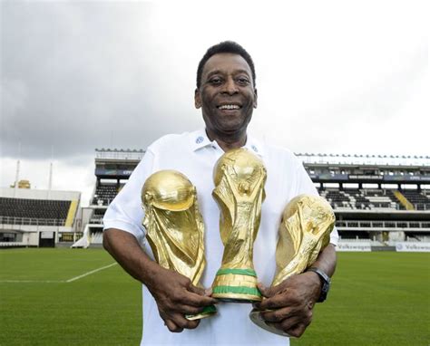 Não somos ninguém (leão), somos um grupo de pessoas, uma massa de gente amorfa sem individualidade. Pelé de beste voetballer allertijden is vandaag 80 jaar ...