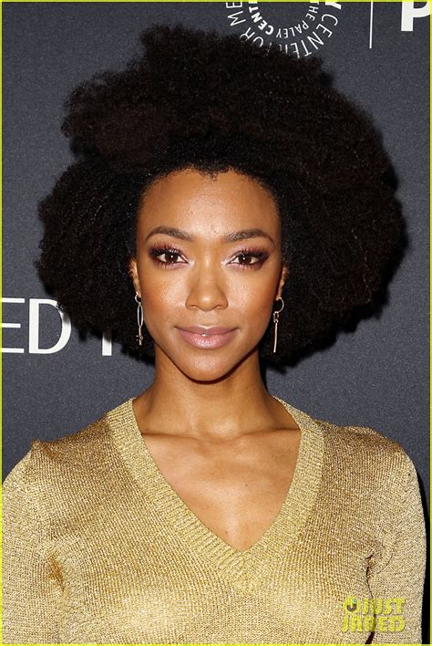 Sonequa Martin Green Star Trek Discovery Cast Bring Show To NYC Photo Anthony