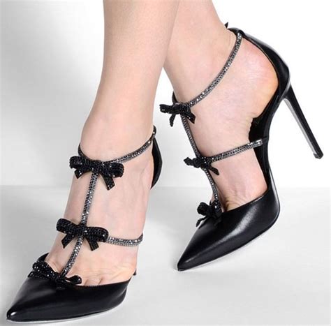Black Patent Leather Triple Bowtie Embellished T Strap 17064 Hot Sex Picture