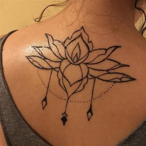 84 Elegant And Artistic Lotus Tattoo Ideas For Women