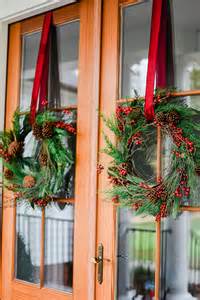 Whether you shop by style, shop by room or shop by trend, you can discover all of the design inspiration you need here at west elm. How to Hang a Wreath Using Ribbon Without Damage