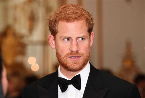 Монархии prince harry принц гарри новости. Prince Harry's 'Divorce' From Royal Family Is Sealed With ...