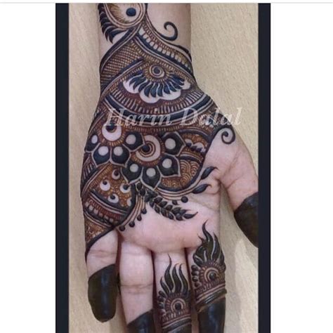 40 Mehndi Designs 2018 To Enhance The Beauty Of Your Hands And Feet