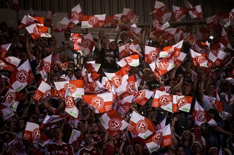 Teilen unser blick auf #f95boc Fortuna Düsseldorf 1895: Ticket-Bundle für Bayern und ...